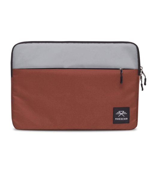 Crony Sleeve 15